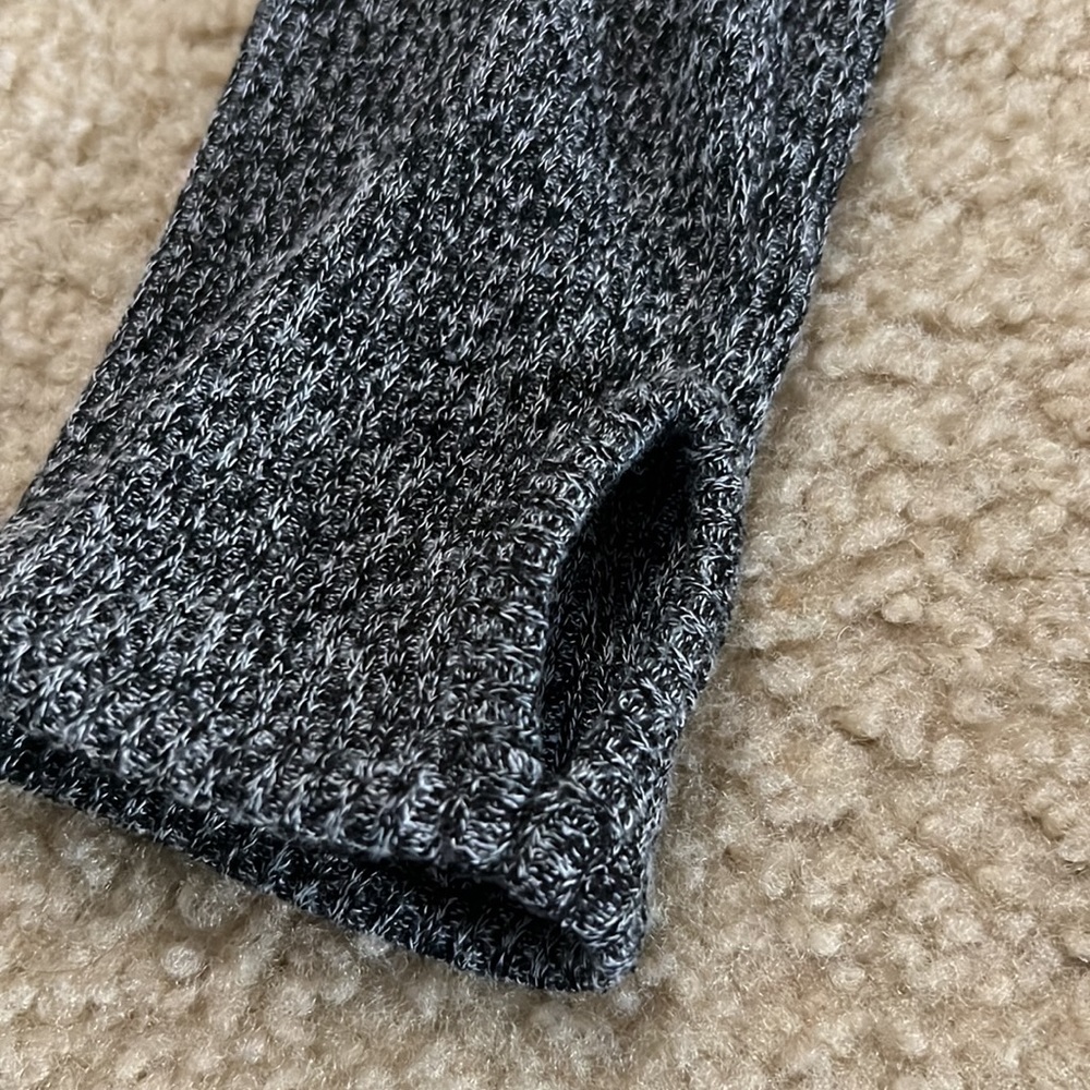 Zella Pullover - Picture 5 of 6